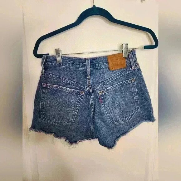 Levi's 501, button fly, cut off shorts #4 - Picture 2 of 7